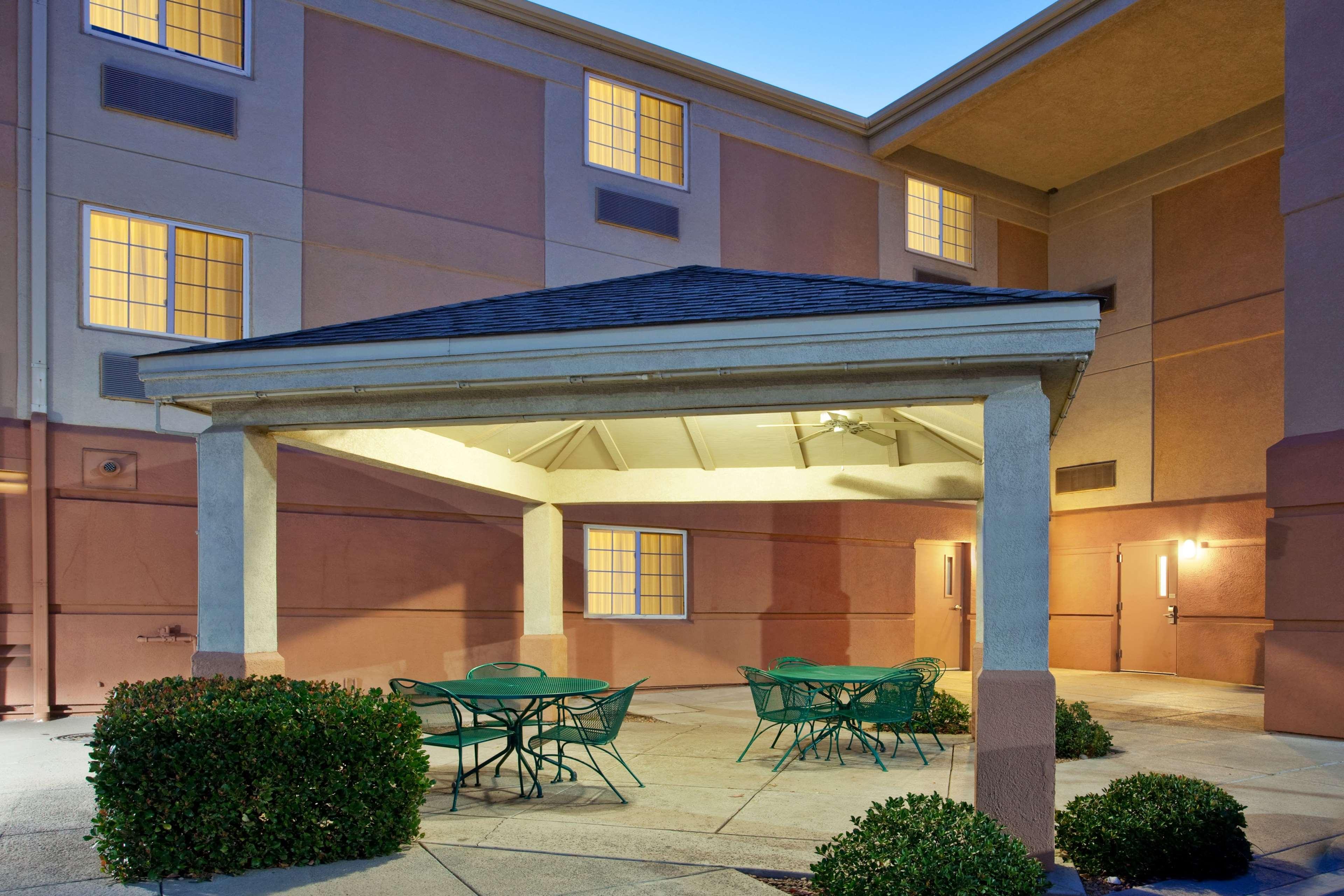 Sonesta Simply Suites Albuquerque Exterior foto